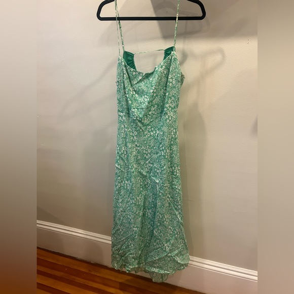 Astr Dresses & Skirts - ASTR THE LABEL midi dress